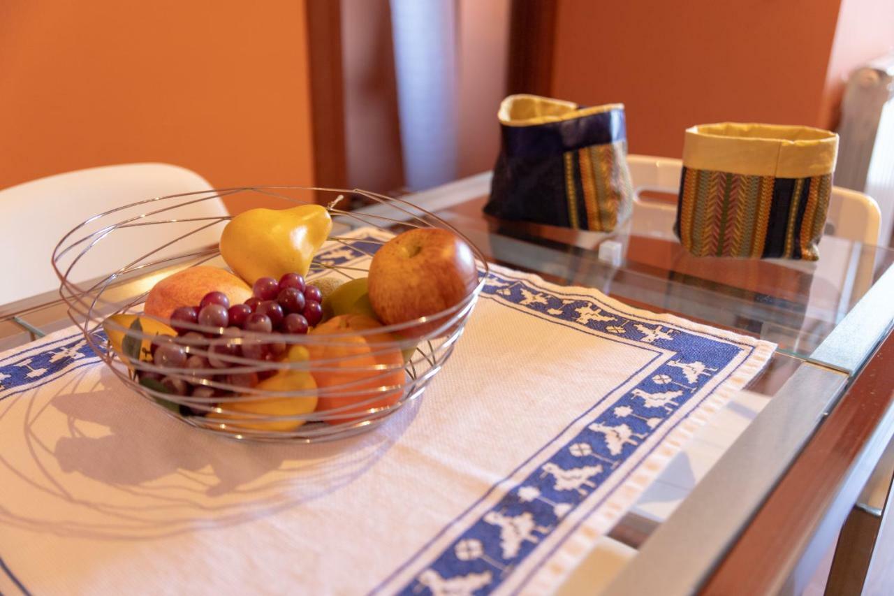 Appartement Mansarda Da Dani à Brolo Extérieur photo